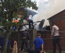 Satu Unit Rumah di Kota Padangsidimpuan Ludes Terbakar