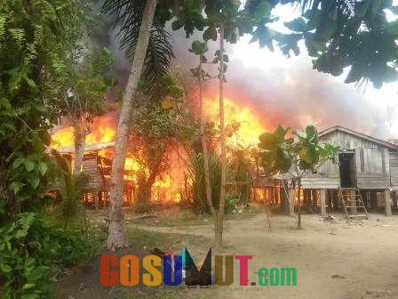 12 Rumah Warga di Blok Songo Tinggal Puing Akibat Dijilat Api