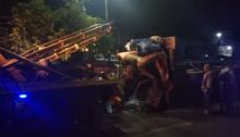 Kecelakaan Sesama Truk Terjadi di Jalan Ahmad Yani, Kernet Alami Luka Parah