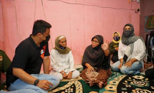 Bobby Nasution Jenguk Warga Sakit Hingga Sampaikan Program Pengerukan Sungai Deli
