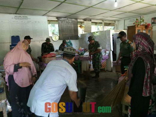 Pasca Banjir di Labusel, Prajurit Kodim 0209/LB Turun Gunung
