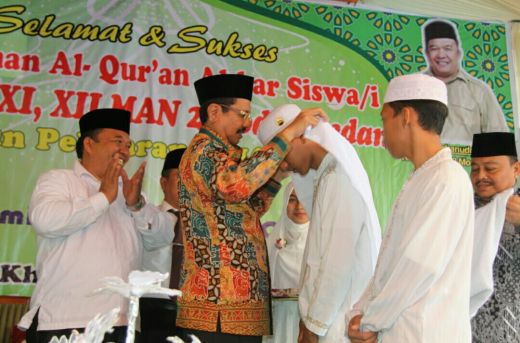 Diikuti 3.262 siswa, Gubsu Apresiasi Khataman Al-Quran MAN 2 Medan Model Medan