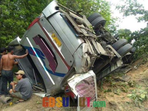 15 Penumpang Luka-luka, Sopir Bus Batang Pane Diburon Polisi