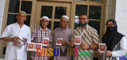 Pelindo 1 Bagikan 2500 Masker ke Masjid Jami Belawan