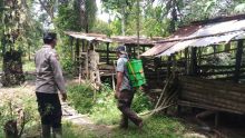 Cegah Penyebaran PMK, Polres Langkat Lakukan Penyemprotan Disinfektan di 15 Kecamatan