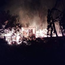 Diduga Kosleting Listrik, Rumah Warga di Lolowau  Terbakar