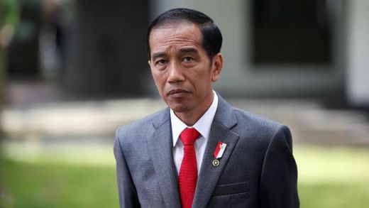 Survei : Persentase Masyarakat Sumatera yang Menginginkan Jokowi Dua Periode Rendah