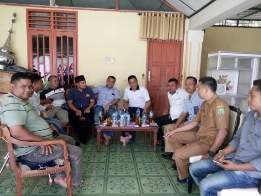 Tertangkap di Medan, Foto Ketua DPRD Palas dan Sekwan terlihat Santai di Sibuhuan