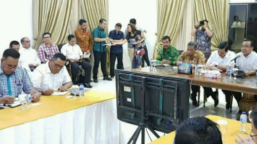 Sabtu Malam, 3 Menteri Jadi Pembicara Konsolidasi Relawan Jokowi di Medan