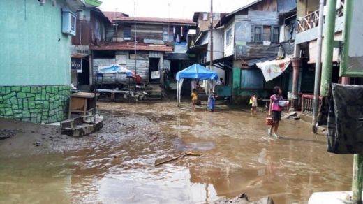 Sungai Deli Meluap, Medan Maimun Diterjang Banjir Kiriman