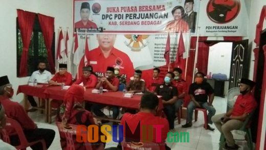 Buka Puasa Bersama,  Ketua DPC PDI Sergai Darma Wijaya : Meminta Seluruh Kader Untuk Bersatu dan Solid Bergotong Royong