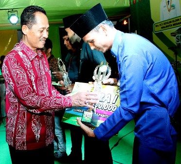 Wali Kota  Tutup Lomba Seni Budaya Tari Melayu  Berbalas Pantun & Pergelaran Ketoprak Dor