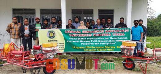 Tim Pengabdian LPPM USU Beri Bantuan Pompa Air Portable untuk Tingkatkan Produksi Bawang Merah
