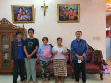 AKP Martualesi Sitepu Serahkan Santunan Regama Nusantara kepada Keluarga Almarhum AKP Wilson Siregar