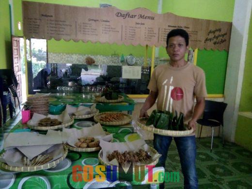 Cafe Angkringan Wak Rebo  Masakan Khas Jawa