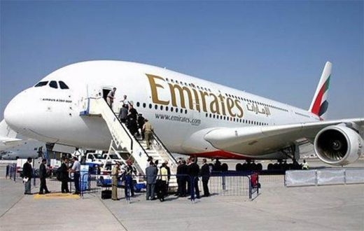 Mengenal Lebih Dekat Maskapai Emirates dan Keunggulannya
