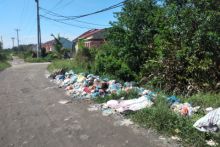 Tumpukan Sampah Timbulkan Bau Busuk, Warga Minta Pemerintah Lakukan Pembersihan