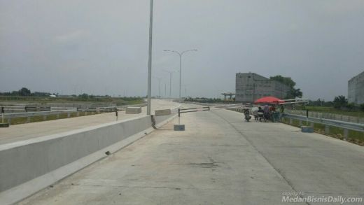 Lapor Pak Gubsu ! Gerbang Tol Tanjung Morawa-Lubukpakam Rusak