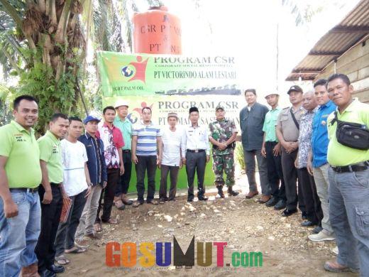 PT VAL dan PT DNS Bangun Sarana Air Bersih di Desa Pagaran Mompang
