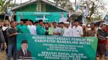 Nama Ivan Iskandar Membuming, Ratusan Masyarakat Pemilih PKB Ambil Formulir Bacabup Madina 2024