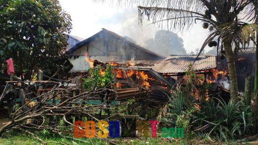 Dusun Lau Tepu Membara, Empat Rumah Warga Hangus Terbakar