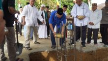 Syah Afandin Letakkan Batu Pertama Pembangunan Masjid Raya di Salapian