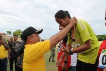 Siswi SMP RK Bintang Timur Rantauprapat Sabet Medali Emas Lari 1.500 Meter