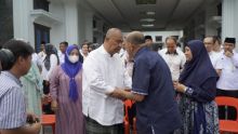 Syah Afandin Bersama Rombongan Kepala SKPD Pemkab Langkat Kunjungi Kediaman H Ngogesa Sitepu