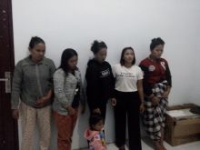 Lima  Wanita Diduga PSK Terjaring Razia Satpol , Satu PSK Hamil