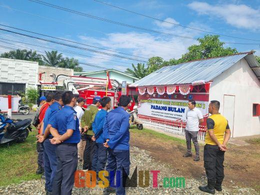 Petugas KBN Padang Bulan dan Warga Gotong Royong Bersama di Jumat Bersih
