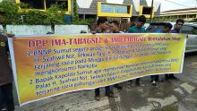 Protes Rehabilitasi Ketua DPRD Palas, Mahasiswa Demo BNN