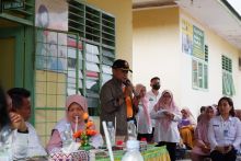 Pemko Padangsidimpuan Bersama Tim Bus Lapangan Provsu Giat Sunatan Massal, Operasi Bibir Sumbing Serta Pengobatan
