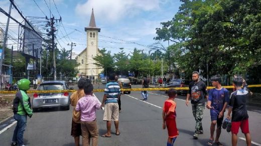 Polisi Temukan Potongan Kepala Pelaku Bom Bunuh Diri Makassar