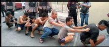 Polrestabes Medan Giring 8 Orang dari Grebek Kampung Narkoba  Jermal