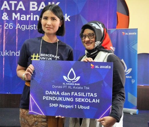 Aksi Sosial XL Axiata Baik di Gianyar Bali, Karyawan XL Axiata Ajarkan Sarana Digital dan Berbagi Keceriaan