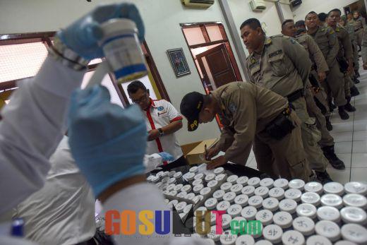 219 Personel Pol PP Asahan Tes Urine, Ada Anggota Terindikasi Memakai Narkoba
