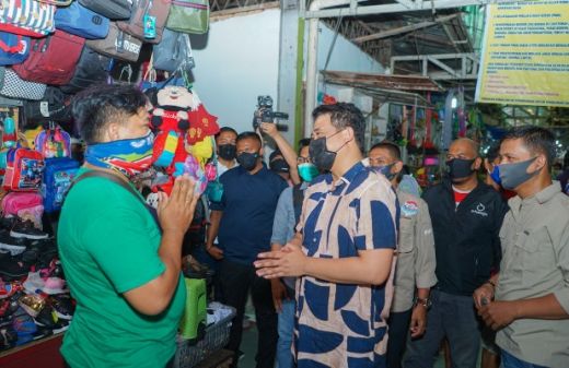 Pedagang Sei Sikambing Menangis Minta Bobby Nasution Perhatikan Pasar