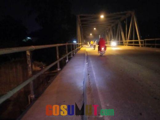 Lampu Jalan Jembatan Sungai Bilah Diperbaiki, Warga Bergembira