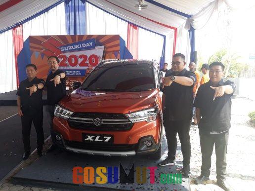 Suzuki Luncurkan XL7 Secara Eksklusif di Medan