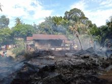 Tiga Unit Rumah di Kutambaru Dilalap Si Jago Merah