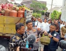 Polisi Amankan 3 Pengoplos Gas Subsidi di Sunggal