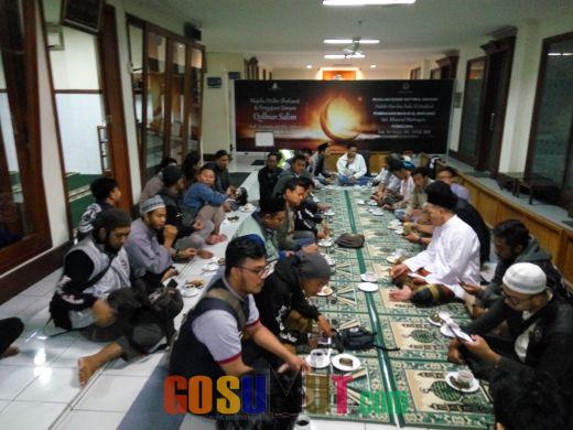 Bikers Solo Raya Subuhan di Masjid Sunan Hotel