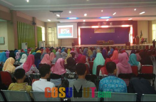 Seminar Nasional Pendidikan Guru Madrasah Ibtidaiyah Resmi Dibuka di Medan
