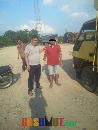 Resahkan Masyarakat, Warga Desa Ujung Padang Diborgol Polisi