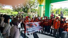 Puluhan Kader OKP Gelar Aksi Damai Sikapi Pernyataan Junimart Girsang tentang Pembubaran Pemuda Pancasila