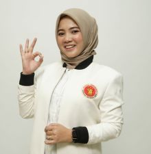 Sosok Yolanda Utari Putri Ketua DPRD Madina Ikut Nyaleg : Siap Bela Hak Perempuan dan Kembangkan Pelaku Wirausaha 
