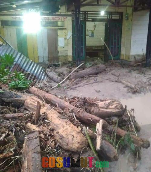 Banjir Bandang di Labura, 3 Rumah Warga Hanyut