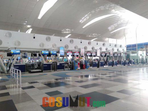 Air Asia Tutup Penerbangan Domestik  Di Bandara Kualanamu