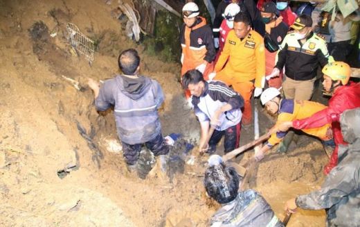 Kabag Humas Tapsel : 3 Korban Longsor di Batangtoru Ditemukan
