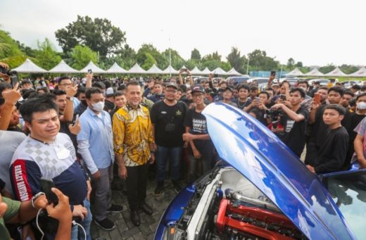 Drifting di Autoday Indonesia 2022, Ijeck Apresiasi Perkembangan Otomotif di Medan